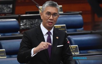 Business : Govt to continue efforts to improve foreign investor sentiment -- Tengku Zafrul